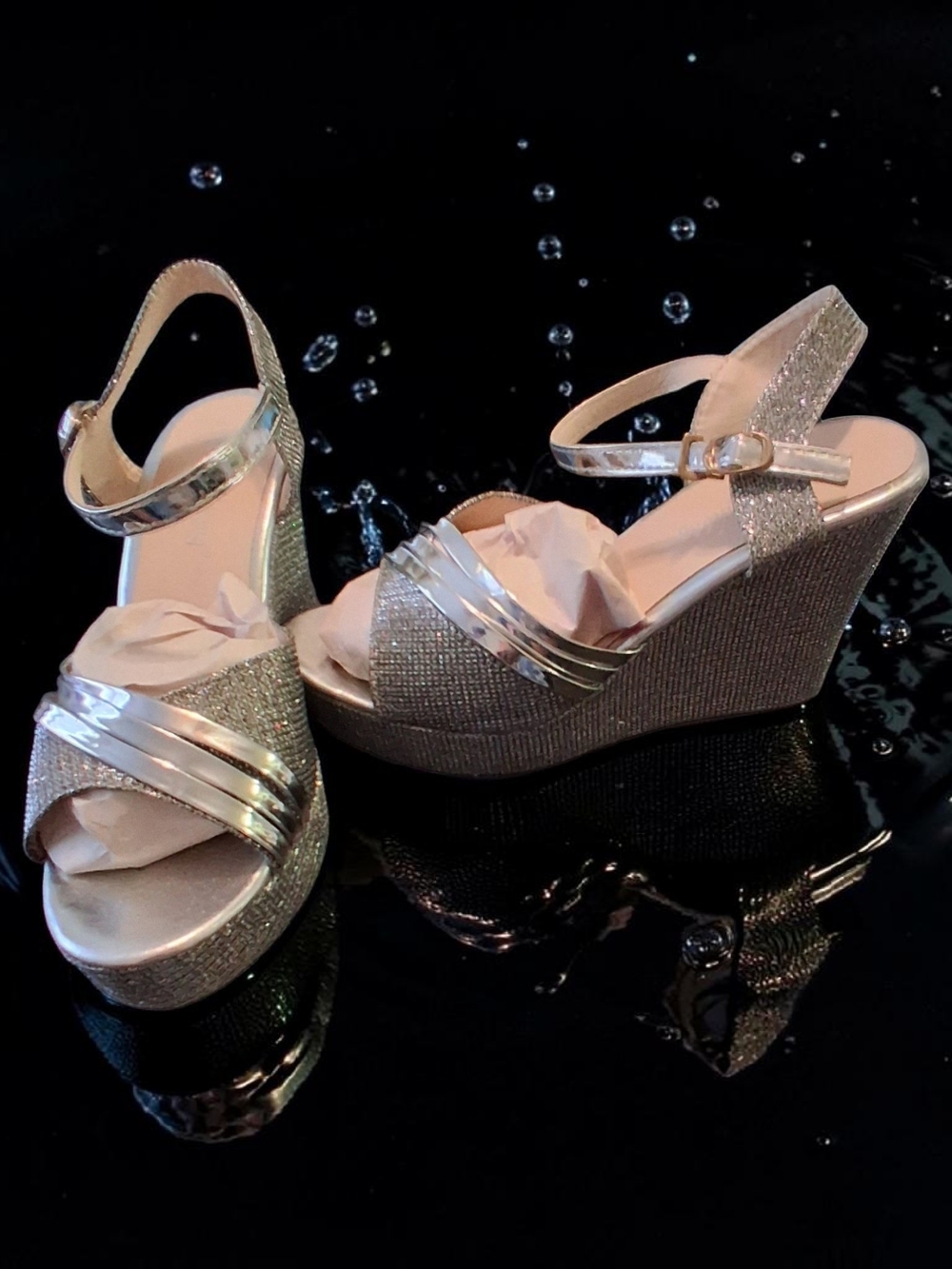 Xiang Hong brand silver glitter platform wedges womens shoe size 6.5 summer Cute